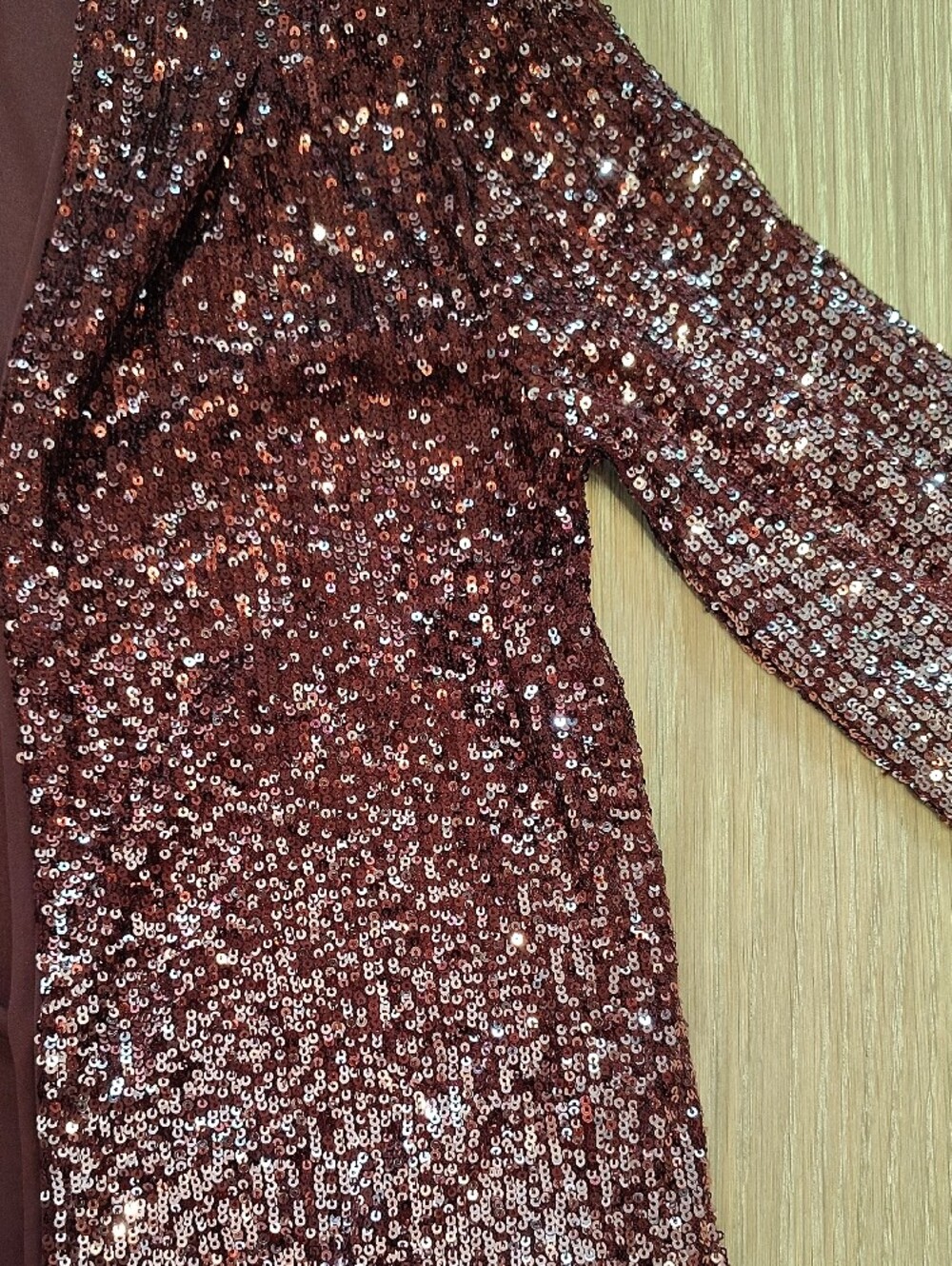 Cable & Gauge Burgundy Sequin Blazer - Picture 3 of 5